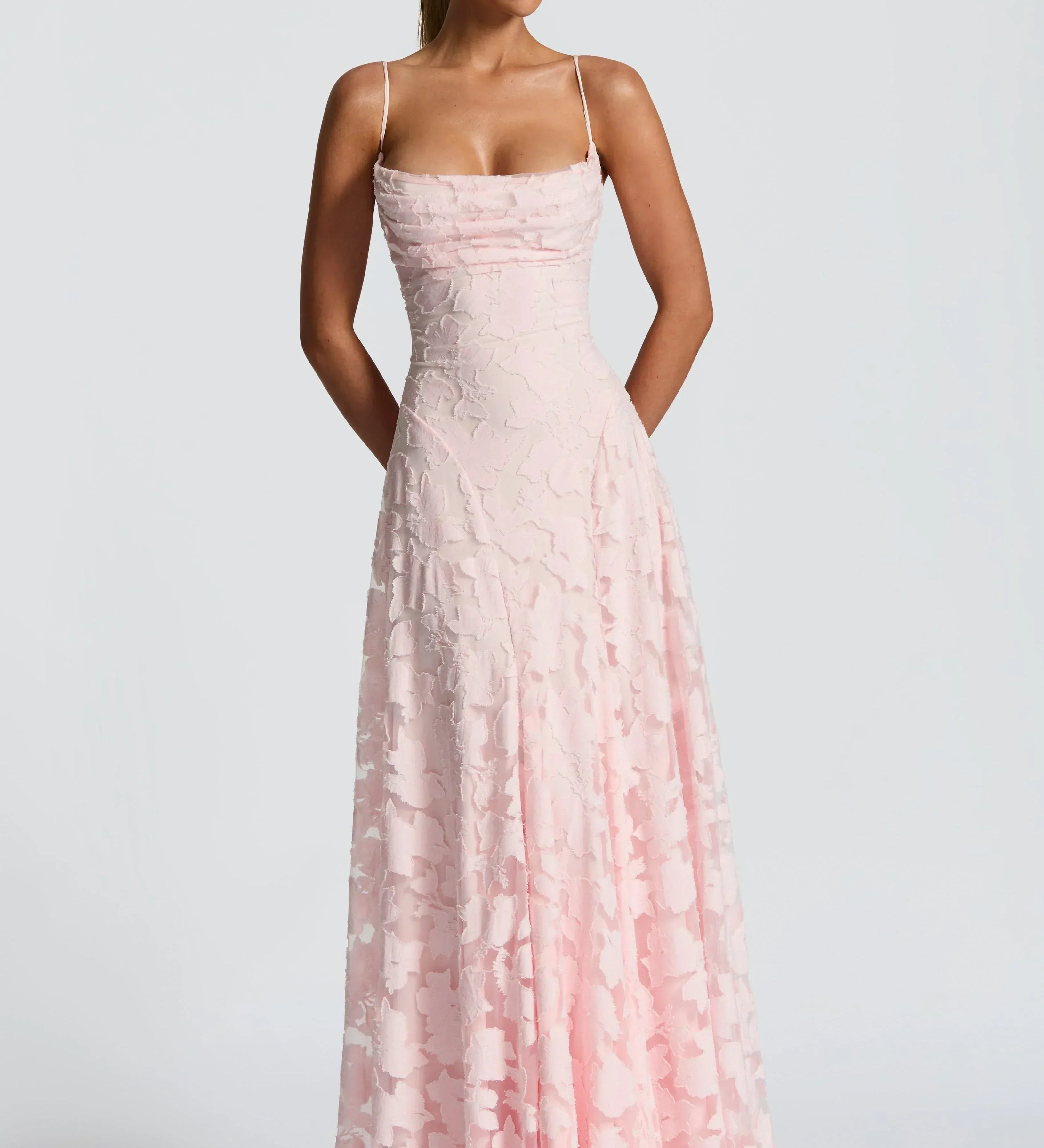 Matea - Duga čipkana haljina